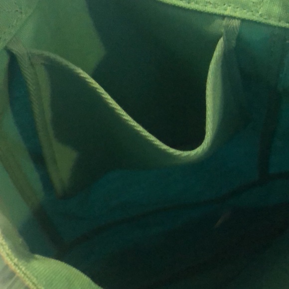 Simplify beach tote Adirondack chair on beach ๐๏ธ 16โ h 14โ W 4โ thick - Picture 8 of 8